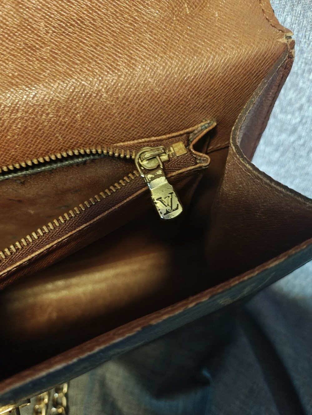 Louis Vuitton Monogram Malesherbes - Picture 11 of 14